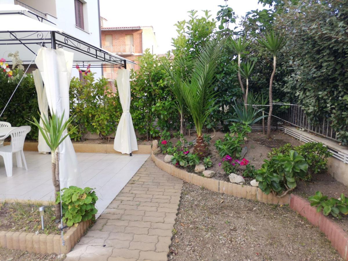 Valevalehome - Home Gallery With Fully Equipped Kitchen, Reserved Parking, Big Garden Olbia Exterior photo